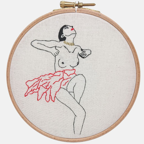 Modern Embroidery, Wall Art, Hoop Art, L’ Amour looks like you - VintageMadbyM