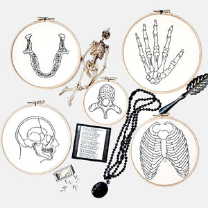 Anatomie, Os kit de Broderie - VintageMadbyM